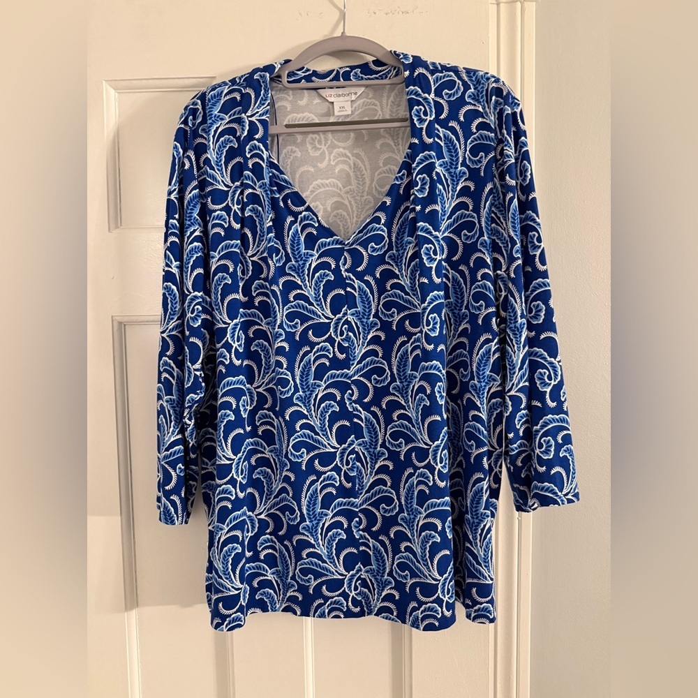 Liz Claiborne Blue and White Blouse NWT